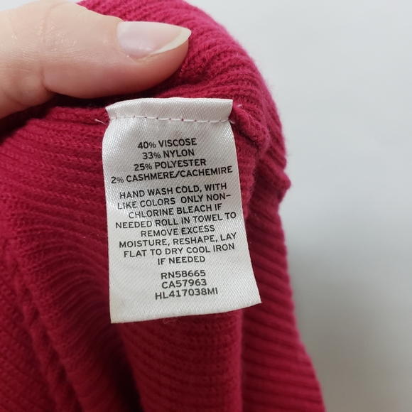 Chelsea 28 cashmere blend v neck sweater - Picture 3 of 7